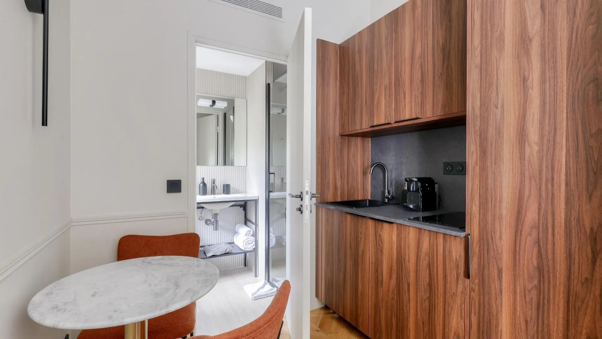 Maison Du Moulin Lägenhetshotell Paris